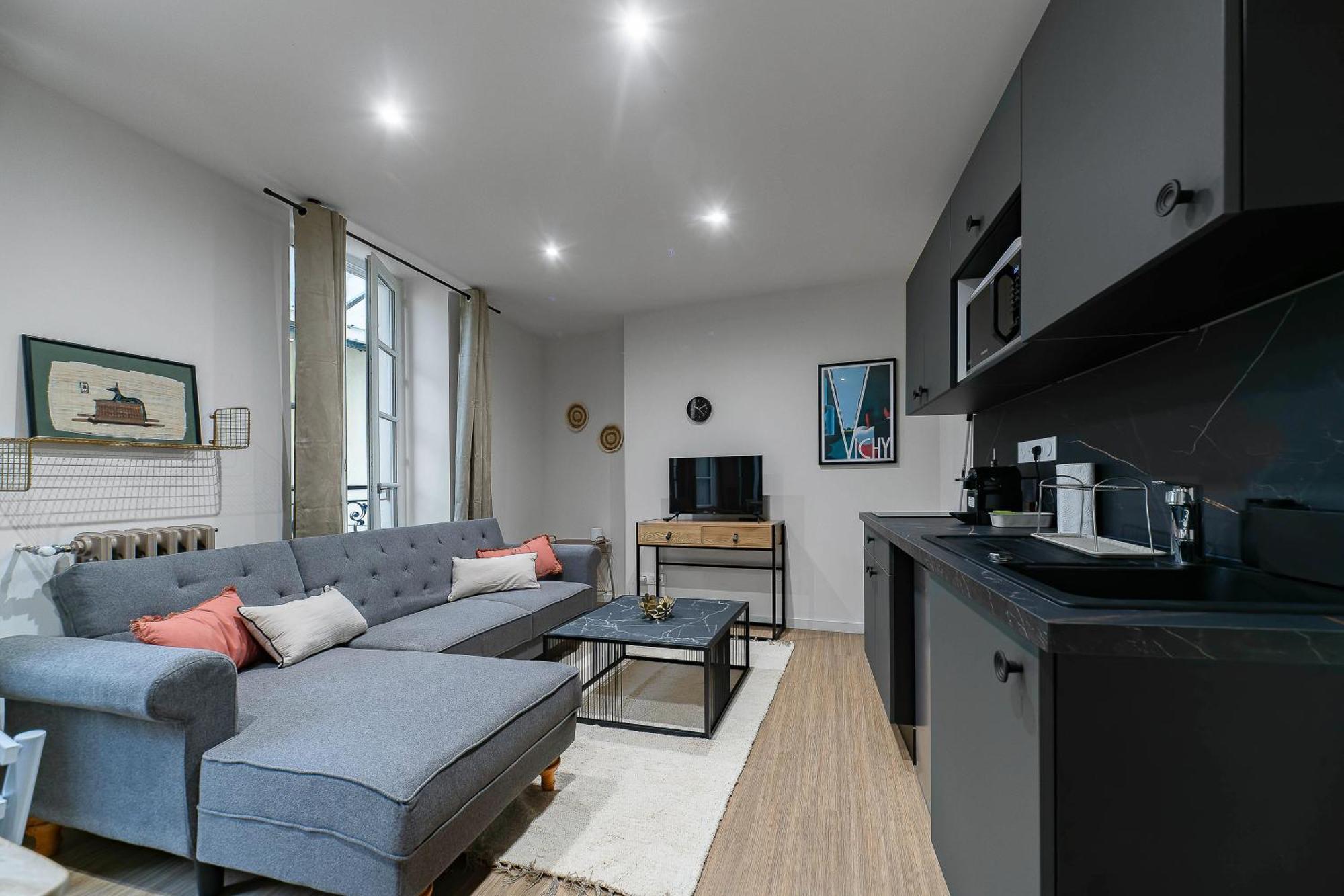 Aristide Briand - En Centre *